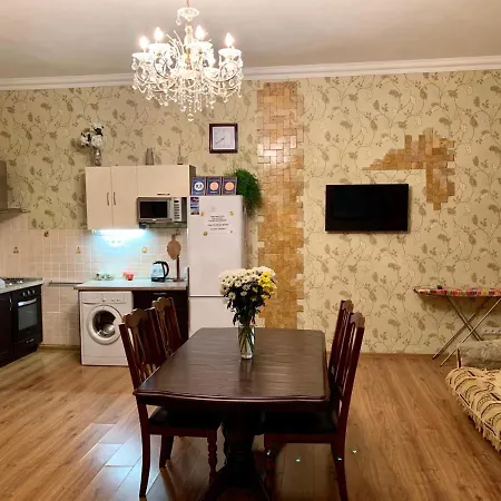 Apartment On Zhukovskogo Odesa Exterior photo
