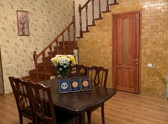 Apartment On Zhukovskogo