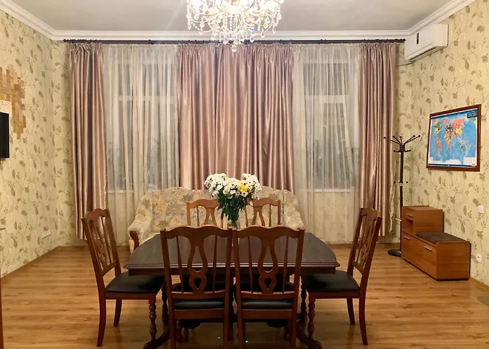 Apartment On Zhukovskogo
