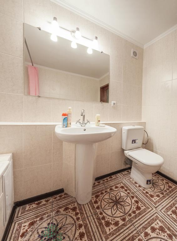 Apartment On Zhukovskogo Odesa