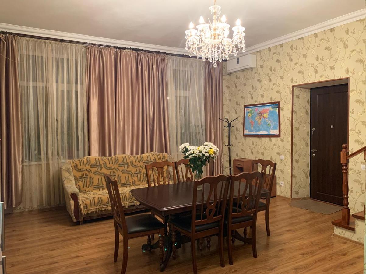 On Zhukovskogo * Odesa