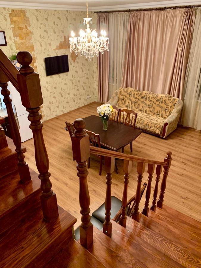 Apartment On Zhukovskogo *